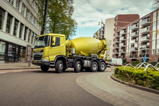 01-DAF-Trucks-secures-three-awards-at-Fleet-News-Awards-2024