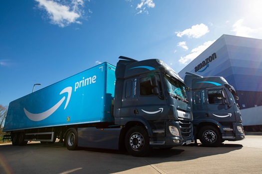 DAF delivers five CF Electric trucks to Amazon UK