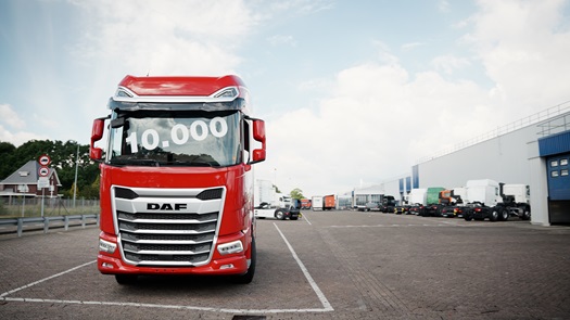 10000e DAF Still 0010
